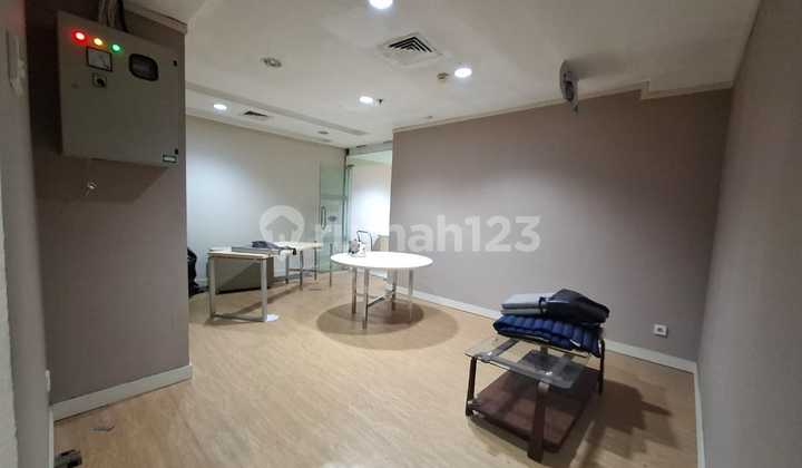 Duta Tower Office Lease 246m2 Semi Furnished Near LRT Access