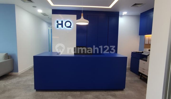 Kantor Unit Furnished 6 Pax di Total Building Lokasi Strategis