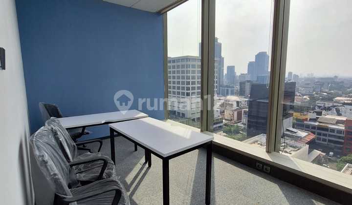 Office Unit Lease Furnished for 2 People in Lippo Thamrin near MRT TJ