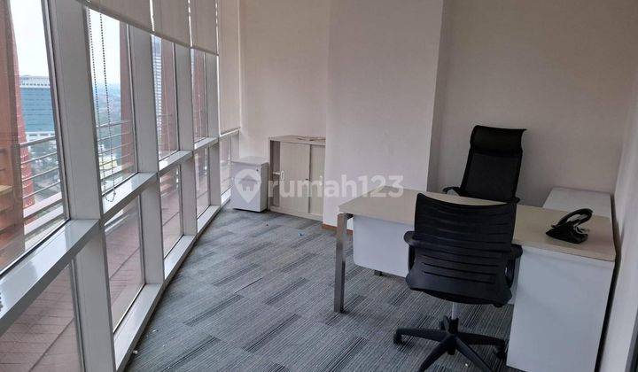 Sewa Private Office Siap Ditempati Untuk 8 Pax di South Quarter 1