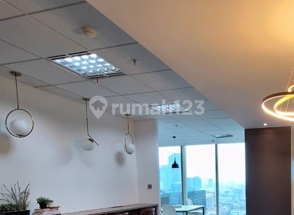 Furnished 3 Pax Office Unit at Lippo Thamrin Near MRT