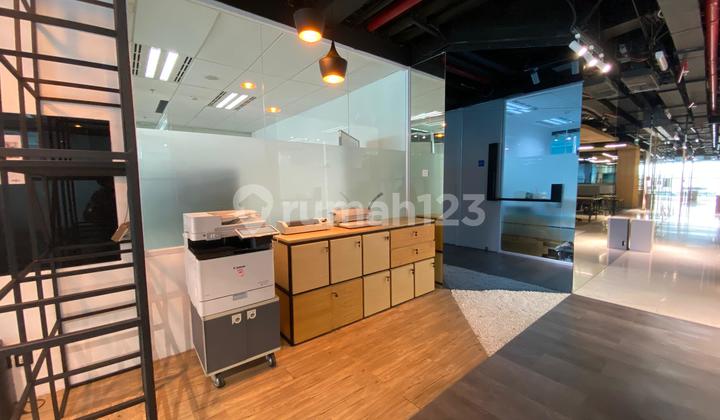 Office Unit for Rent Furnished for 5 People in SMBC Mega Kuningan Tower