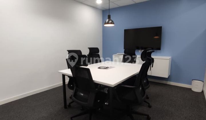Kantor Unit Furnished 8 Pax di Total Building Lokasi Strategis