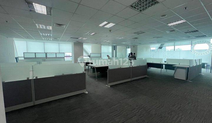 Sewa Kantor Lippo Kuningan 320 M2 Furnished Strategis di Kuningan 2