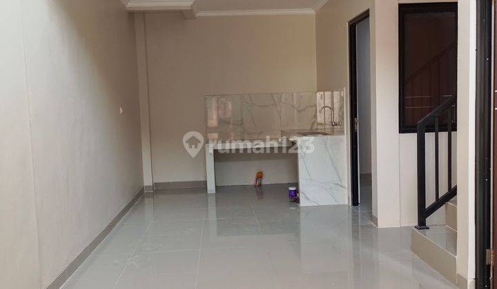 Rumah Bagus 2 Lantai Harga Murah  Siap Huni Dekat Mall Ciputra Citra raya  Cikupa 2