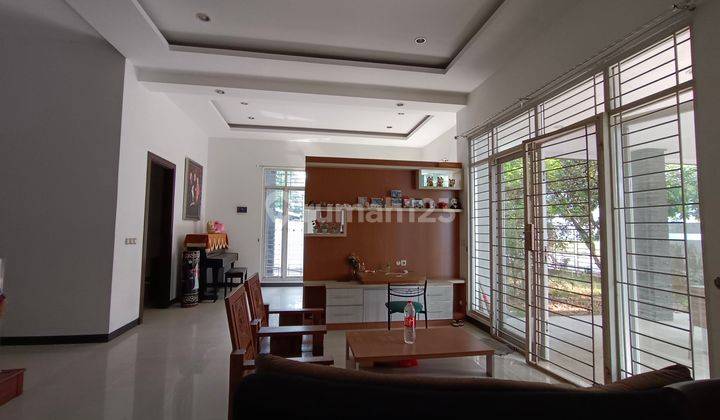 Rumah Luas Bagus Disewakan Full Furnish Di Cluster Premium Citra Raya  2