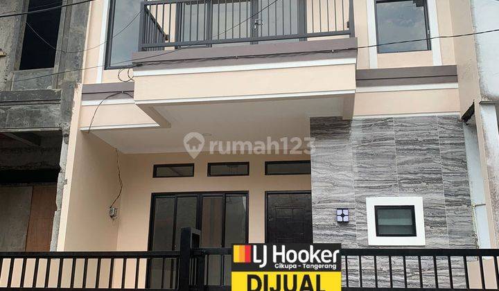 Rumah modern 2 lantai di jual Citra RayaTangerang  1