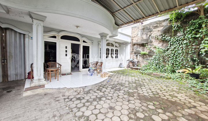 Rumah Kokoh & Besar Area Nyaman Dicawang