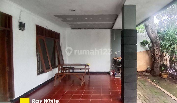 Rumah  Rht Tanah Didekat J Bangka Kemang Jakarta Selatan 1