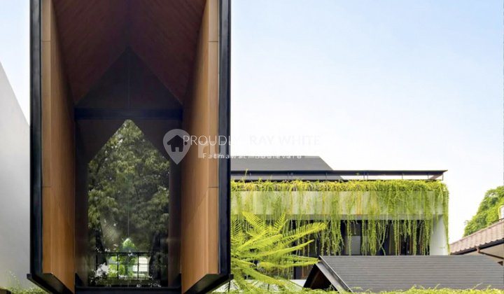 Refined Luxury Residence di Jantung Kebayoran Baru