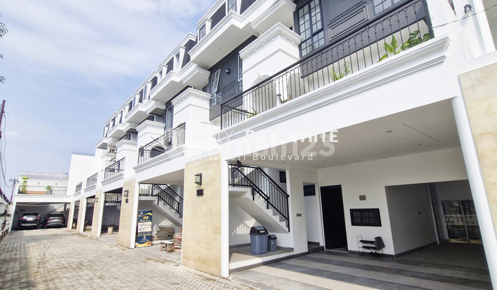 DIJUAL RUMAH BANGUNAN BARU PEJATEN AREA JAKARTA SELATAN