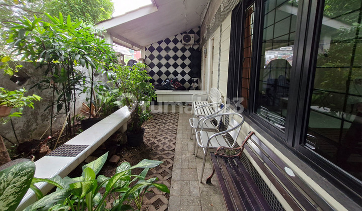 Rumah Layak Huni di Jalan Petogogan Kebayoran Baru Jakarta Selatan