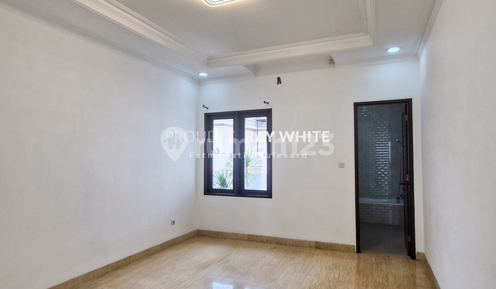 Rumah siap huni dalam townhouse area Jagakarsa 2