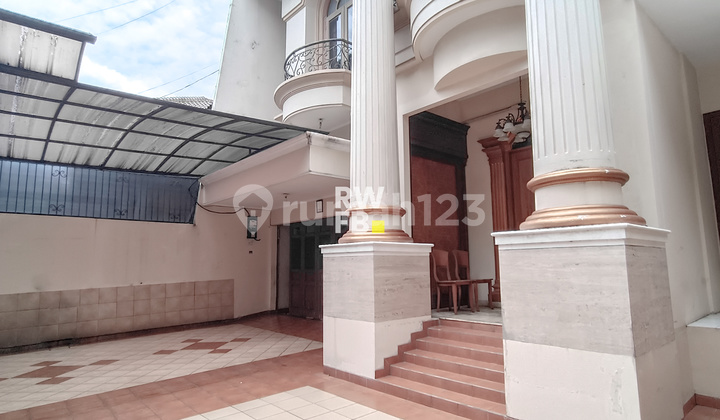 Rumah siap Huni Berlokasi di area Prime dekat Wijaya 2