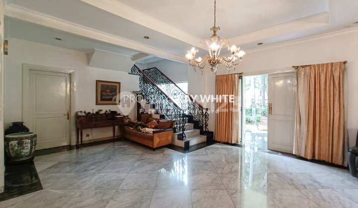 Rumah Strategis Premiun di area Jalan Wijaya Kebayoran Baru