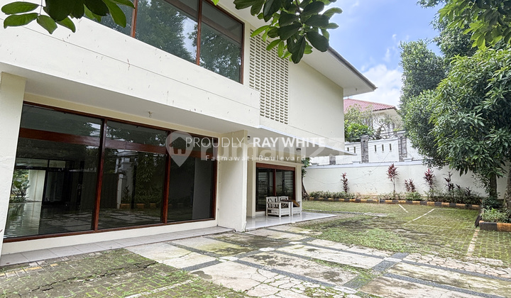 Rumah Kemang Siap Huni, Cocok untuk Kantor & Tempat Usaha 2