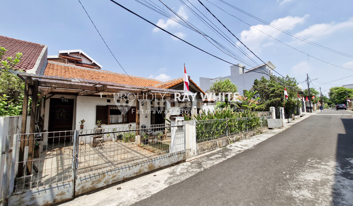 Rumah Lawas Hitung Tanah Area Jatipadang Dekat Tb Simatupang Dan Pejaten Rumah Lawas Hitung Tanah Area Jatipadang Dekat Tb Simatupang Dan Pejaten