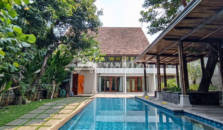 Modern Tropical Luxury 2-Storey House with Resort Vibes in a Strategic Location