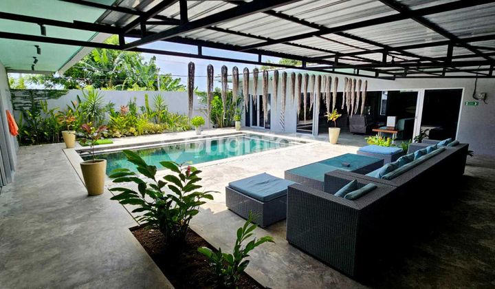 LUXURY VILLA FULLY FURNISHED PRIME LOCATION IN BUKIT ULUWATU