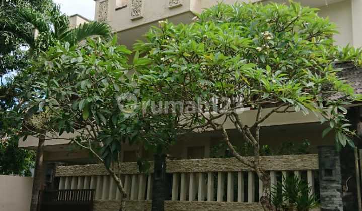 Fully Furnished House in the Hotel and Villa Area at Taman Mumbul Nusa Dua Fully Furnished House in the Hotel and Villa Area at Taman Mumbul Nusa Dua