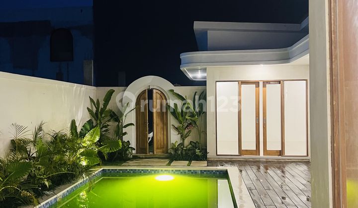 Brand New Villa 2 Bedrooms On Jalan Pantai Mengening Cemagi