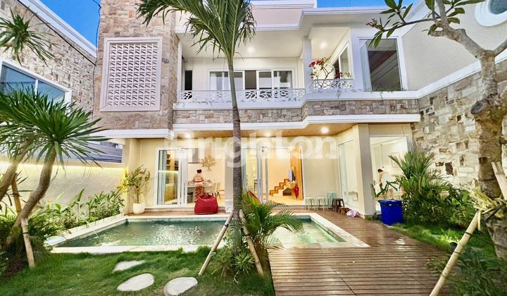 LUXURY VILLA 3 BEDROOM TUMBAK BAYUH BADUNG