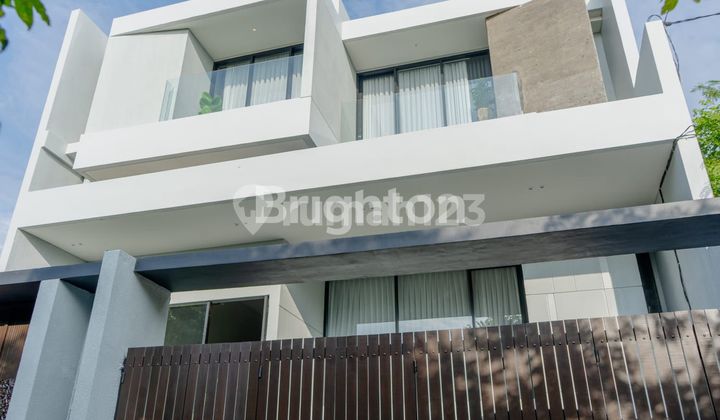 BRAND NEW VILLA 3 BEDROOM STRATEGIC LOCATION IN PECATU ULUWATU