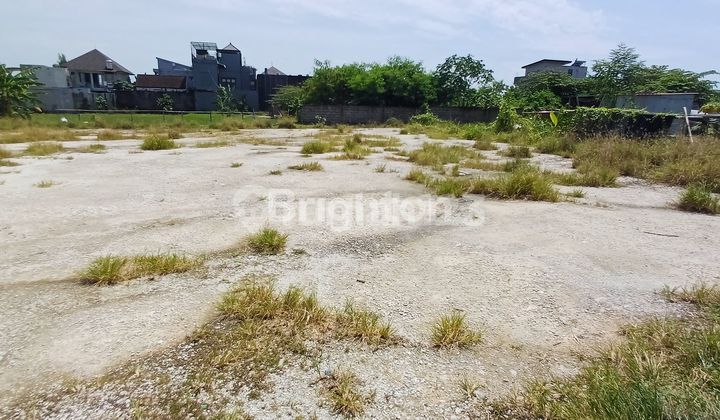 FLAT LAND READY TO BUILD, SUITABLE FOR CONSTRUCTING A VILLA IN UMALAS FLAT LAND READY TO BUILD, SUITABLE FOR CONSTRUCTING A VILLA IN UMALAS