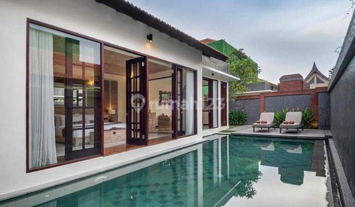 Dijual Villa Complex Lokasi Bumbak Umalas Kerobokan Bali 1