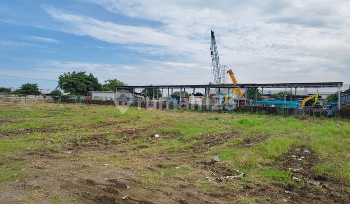 Industrial Land for Sale in Marunda