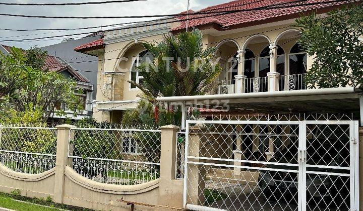 Rumah Hook Kedoya Selatan, Jakarta Barat