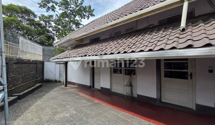 Jual Rumah Heritage Jl Veteran 2