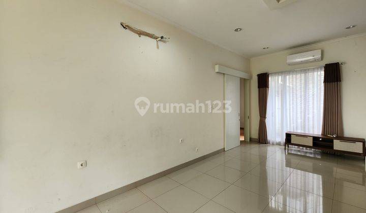 Rumah 2 Lantai Bagus Furnished di Amanda Summarecon Bandung , Bandung 2