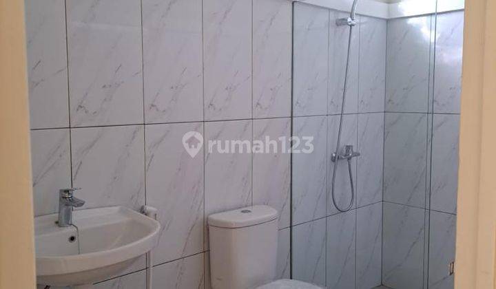 Rumah 2 Lantai Sudah Renovasi Unfurnished di Wangsakerta Kbp , Bandung 2