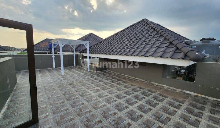 Rumah 2 Lantai Bagus Furnished di Btari Summarecon Bandung , Bandung 2