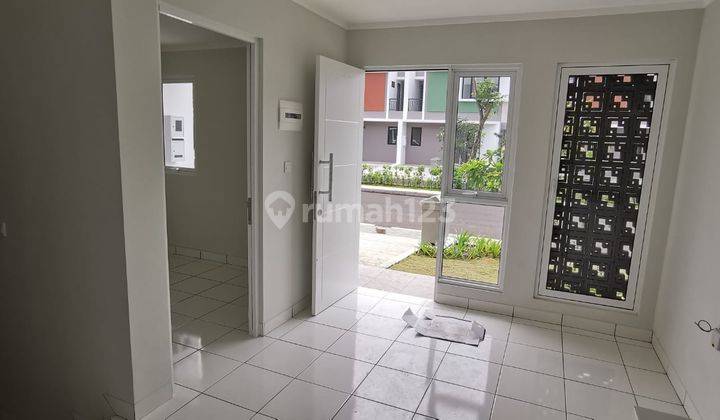 Rumah 2 Lantai Bagus Unfurnished di Dayana Summarecon Bandung , Bandung 2