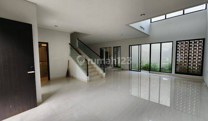 Jual Cepat Di  Rumah Cluster Emily Summarecon Bandung 2