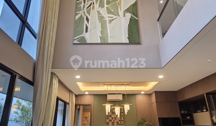 Rumah Mewah Full Fasilitas di Summarecon Bandung