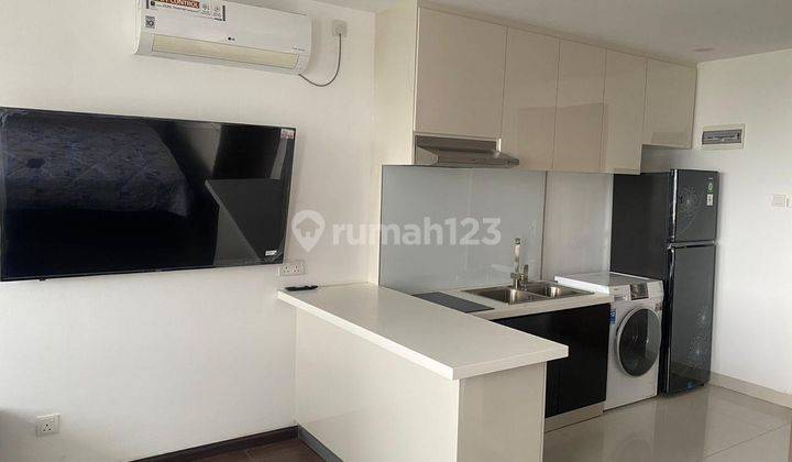 Apartment Harbourbay Cantik Studio Dengan Furniture Baru Di Sewa Murah  2