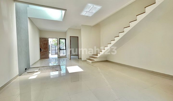 Rumah Baru 2 Lantai Darmo Permai Timur Dekat Darmo Permai Selatan Kupang Indah Kupang Baru Darmo Bavarian Graha Family Dian Istana Bukit Darmo Golf