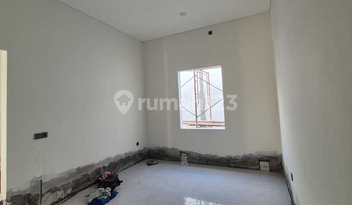Ready-to-Occupy House in Darmo Permai Selatan, New and Fresh 2