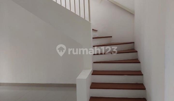 New 2-Story House in Bukit Mas 2 Tourism Area, Ready to Occupy, Near Citraland. Pakuwon Mall, etc.