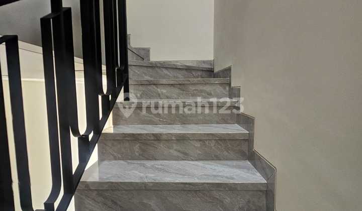 Rumah Baru 2 Lantai Modern Minimalis Darmo Permai Selatan Dekat Hr Muhammad Dan Madame Chang 2