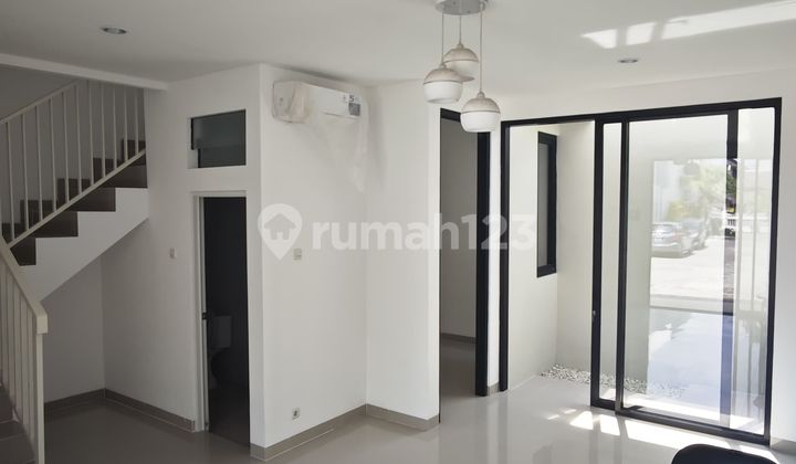 Rumah Baru 2 Lantai Dengan Attic Room Kawasan Darmo Permai Satelit Utara Dekat Margomulyo Selatan Dan Timur 2