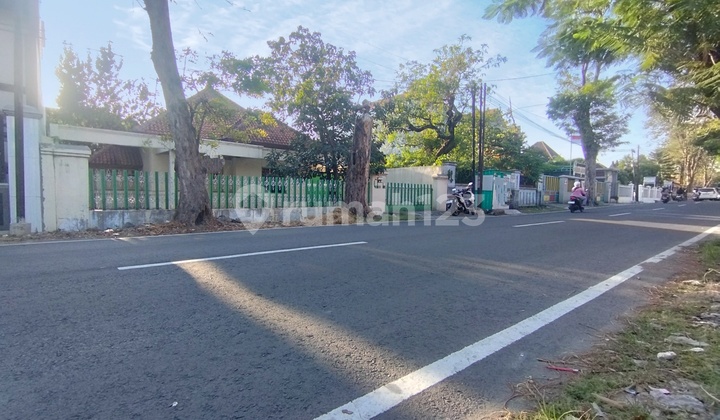 Rumah Luas Manahan Solo Kota Bagus Untuk Kantor Atau Sekolahan Sangat Strategis 2