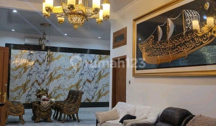 Rumah Mewah Full Furnish Model Modern Klasik Hook Shm 2350m²