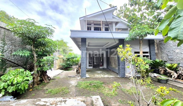 Rumah Mewah Luas Di Perkampungan Nyaman 2 Lt Rumah Mewah Luas Di Perkampungan Nyaman 2 Lt