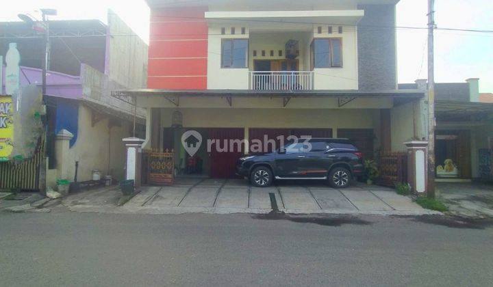 Rumah 2 Lantai Tengah Kota Solo Bisa Untuk Usaha 2