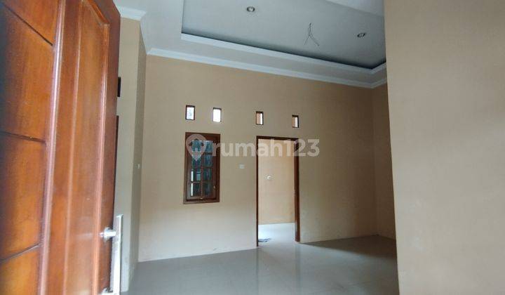 Rumah Siap Huni Terawat di Dekat Taman Jaya Wijaya Mojosongo 4