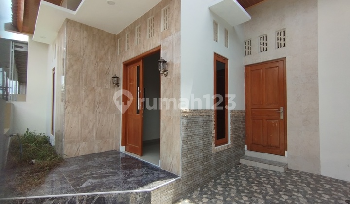 Rumah dekat Taman Jaya Wijaya Mojosongo dan Kelurahan Plesungan 3